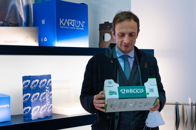 The Governor of the Friuli Venezia Giulia Region  visited Karton Spa